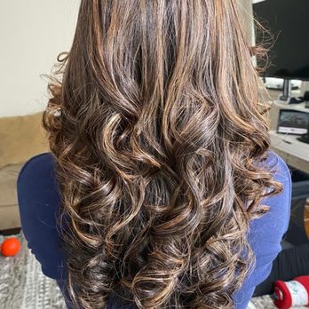 Venus Salon - Haircut with layers and style by John - Hair Salons Near Me - Bayonne, New Jersey Venus Salon - Haircut with layers and style by John - Hair Salons Near Me - Bayonne, New Jersey