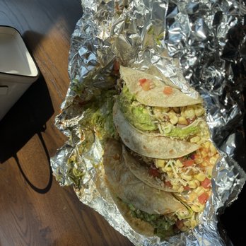 Chipotle Mexican Grill - I ordered a three taco and this is what I get! I see street vendors that can do better than this! - Mexican Near Me - Rogers, Minnesota