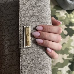 Almond shape & powder color