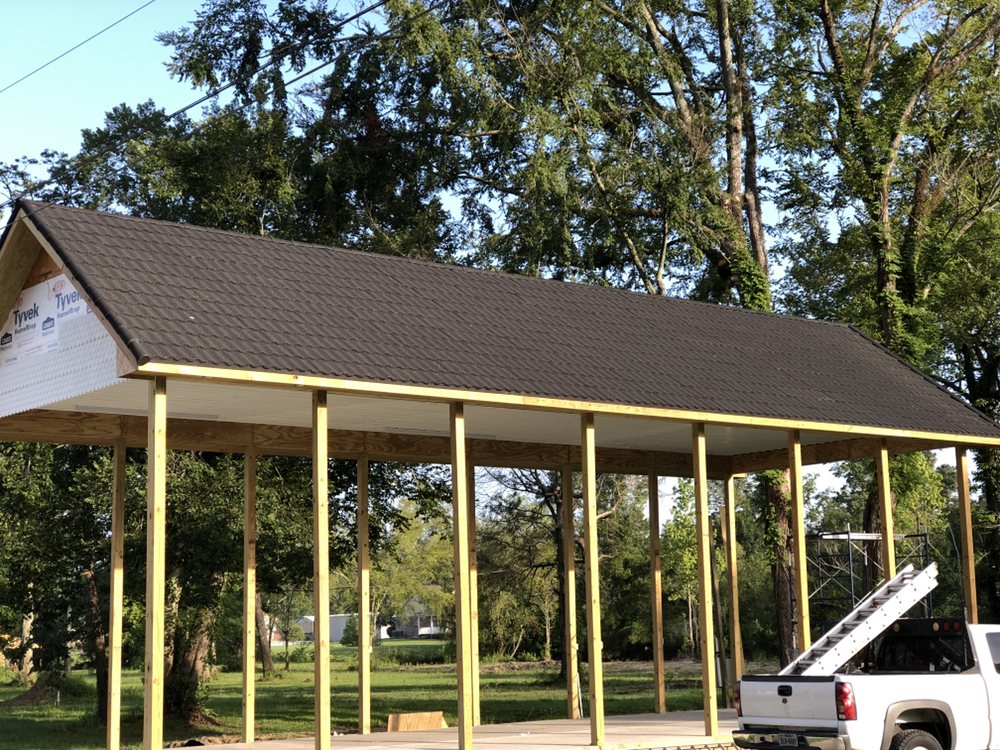 Slide of A&M Roofing