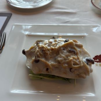 Tin Lung Heen - Cantonese Near Me - Kowloon, HK