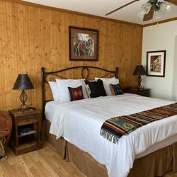 Full Circle Ranch - Joshua Tree