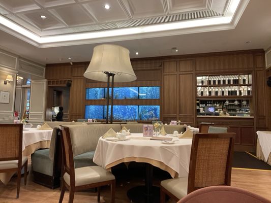 Lei Garden Restaurant (Chijmes) by null