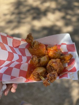 Tommy Want Wingy by null
