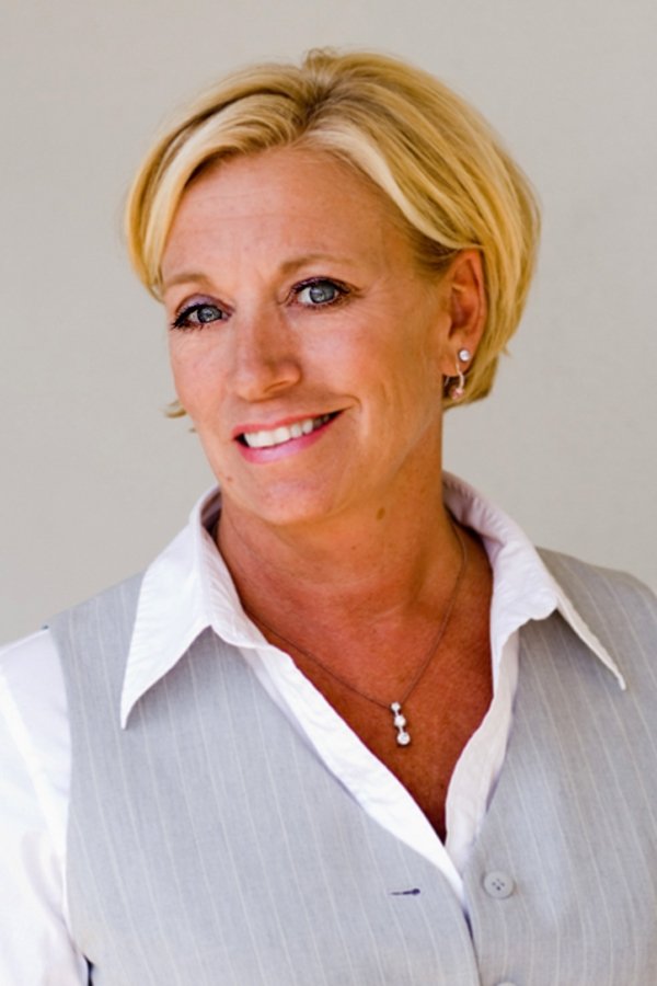 MARY BETH REAL ESTATE AGENT Updated May 2024 Contact Agent 3655