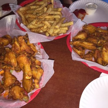 Klimek's Tavern - chicken wings and fries - Bars Near Me - North Tonawanda, New York Klimek's Tavern - chicken wings and fries - Bars Near Me - North Tonawanda, New York