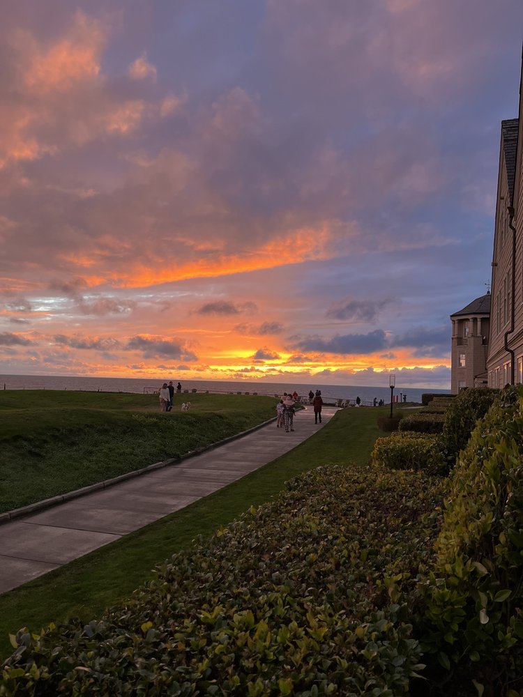 VALLEJO BEACH Updated September 2024 Miranda Rd, Half Moon Bay