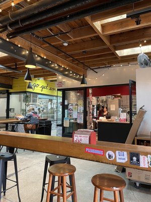 Triple Beam Pizza by null