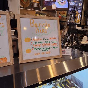 Parisien Bakery - Bakeries Near Me - Clovis, California