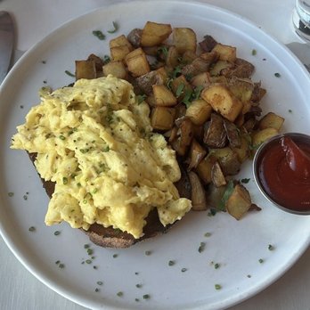 Willow & Whisk - Cacio e Pepe Scramble - Breakfast & Brunch Near Me - Wyckoff, New Jersey Willow & Whisk - Cacio e Pepe Scramble - Breakfast & Brunch Near Me - Wyckoff, New Jersey