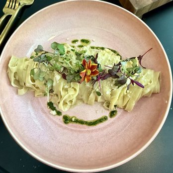Leiah - Fettuccine - New American Near Me - Orlando, Florida