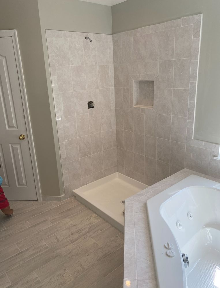 Slide of Renderos Construction