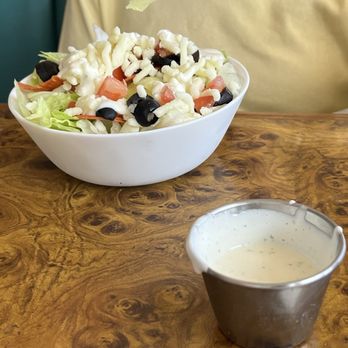 Tony's Pizza - Salad with the lunch special... it's huge! - Pizza Near Me - San Fernando, California Tony's Pizza - Salad with the lunch special... it's huge! - Pizza Near Me - San Fernando, California