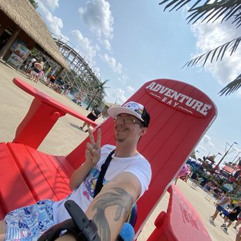 Adventureland Park - Big chair at waterpark photo op - Amusement Parks Near Me - Altoona, Iowa