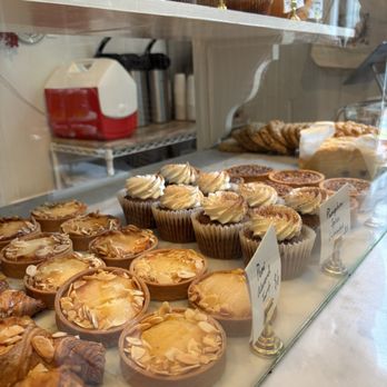 The Lost Lamb - Patisserie/Cake Shop Near Me - Stockbridge, Massachusetts The Lost Lamb - Patisserie/Cake Shop Near Me - Stockbridge, Massachusetts