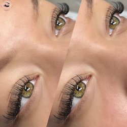 Lux Lash Lounge