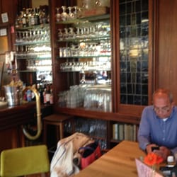 Biessels Grote Markt - Boeken en spelletjes in de kast