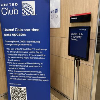 United Club Terminal B - Opens at 4:30 AM - Airport Lounges Near Me - Boston, Massachusetts