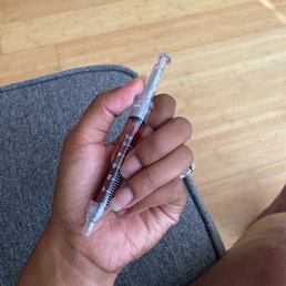 Cool syringe pen Cool syringe pen