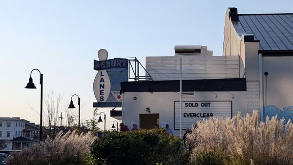 Asbury Lanes by null