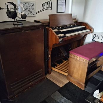 Pro Piano Movers - Delivered~ - Piano Services Near Me - Santa Ana, California Pro Piano Movers - Delivered~ - Piano Services Near Me - Santa Ana, California