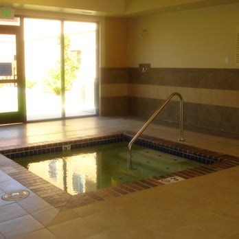 Hampton Inn & Suites Burlington - The Jacuzzi - Hotels Near Me - Burlington, Washington Hampton Inn & Suites Burlington - The Jacuzzi - Hotels Near Me - Burlington, Washington
