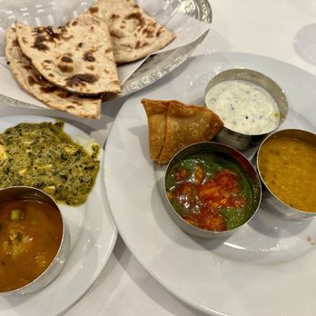 India Palace Restaurant  - Vegetarian Buffet Dishes - Indian Near Me - Wheaton, Illinois