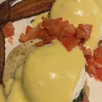 Red Rooster Cafe - Breakfast & Brunch Near Me - Beaufort, South Carolina