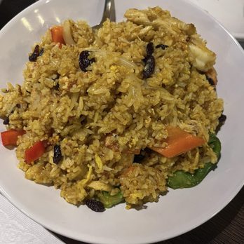 Green Mango Thai - Pineapple Fried Rice - Thai Near Me - Rancho Cucamonga, California