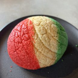 vanilla concha vanilla concha