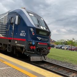 Amtrak - Siemens SC-44 Racing into Holland
