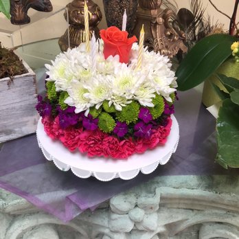 Santa Clara Woodward's Flowers - Birthday cake - Florists Near Me Santa Clara Woodward's Flowers - Birthday cake - Florists Near Me