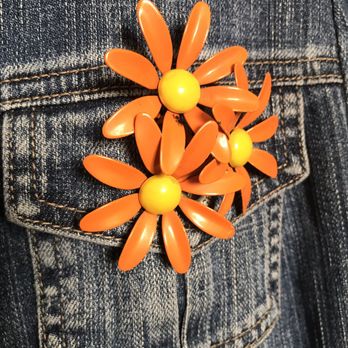 Center For Lost Objects Gallery & Showroom - Vintage pin that is perfect for spring. - Antiques Near Me - Saint Paul, Minnesota
