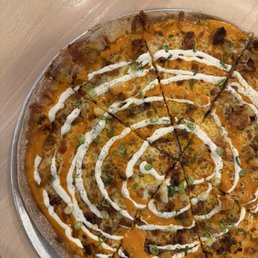 Buffalo Chicken, Bacon, Ranch Pizza Buffalo Chicken, Bacon, Ranch Pizza