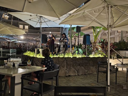 Moana Surfrider, A Westin Resort & Spa, Waikiki Beach by null