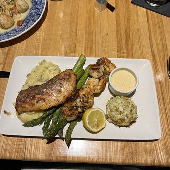Devon Seafood & Steak - Mixed Seafood Grill - Seafood Near Me - Oakbrook Terrace, Illinois Devon Seafood & Steak - Mixed Seafood Grill - Seafood Near Me - Oakbrook Terrace, Illinois