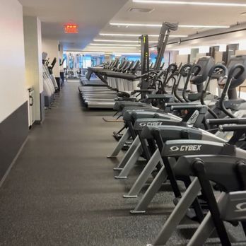 Equinox Brookfield Place - gym - Gyms Near Me - New York, New York Equinox Brookfield Place - gym - Gyms Near Me - New York, New York