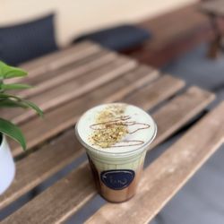 Kenz Coffee Bar - Pistachio Dubai Mocha