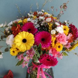Rosarito Flowers - We can do anything with your choice of flowers and colors