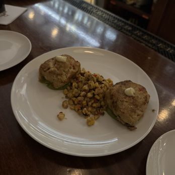 Bayberry - Crab Cakes - Cocktail Bars Near Me - Islip, New York