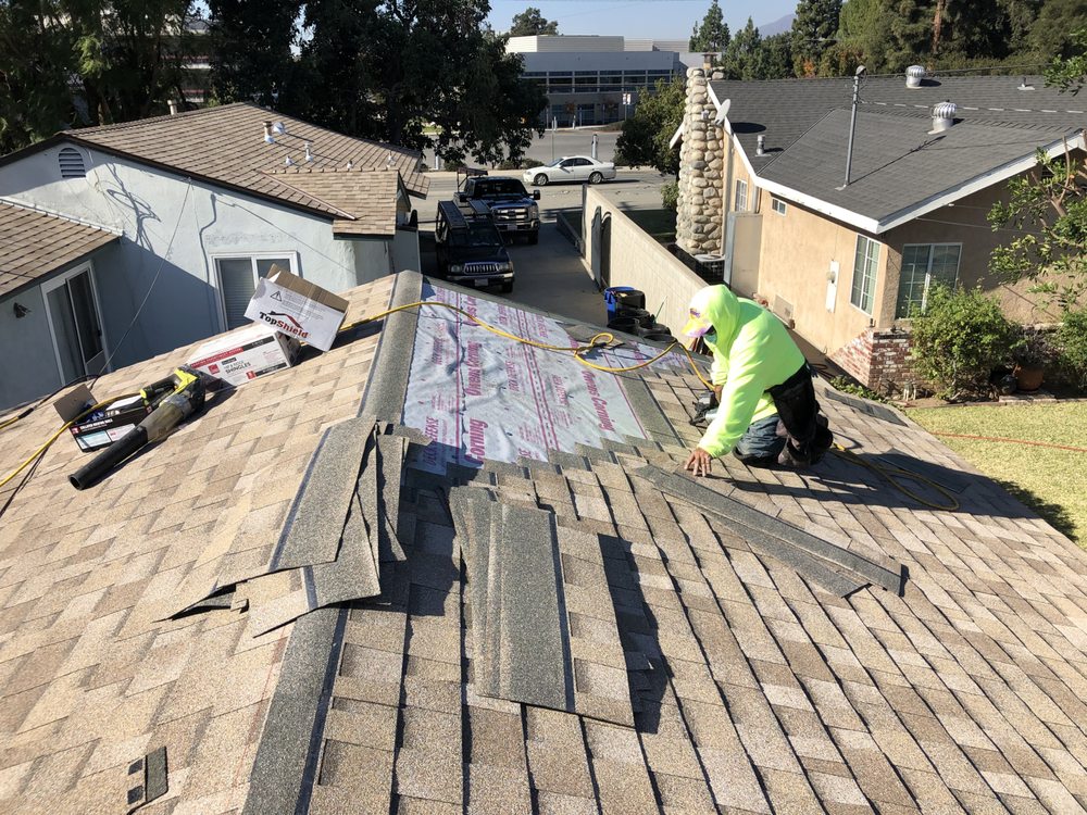 Slide of Bazan Roofing