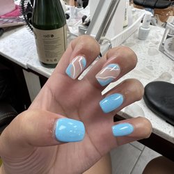 Deluxe Nail & Spa - Acrylic full set gel ($60 + $15 for design)