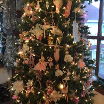 Christmas Mouse - North Myrtle Beach - Ballerina tree - Home Decor Near Me - North Myrtle Beach, South Carolina Christmas Mouse - North Myrtle Beach - Ballerina tree - Home Decor Near Me - North Myrtle Beach, South Carolina