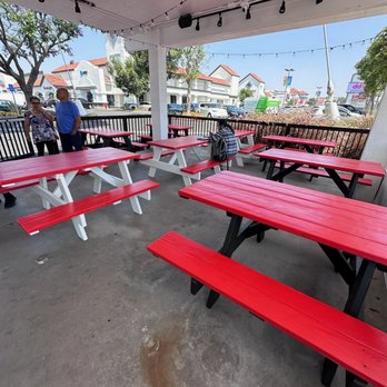 Papi Tacos & Churros - Outdoor bench seating - Tacos Near Me - Norwalk, California Papi Tacos & Churros - Outdoor bench seating - Tacos Near Me - Norwalk, California