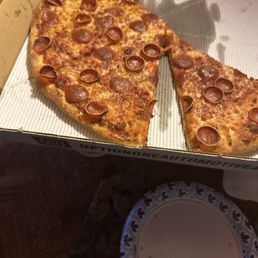 I ate a whole half of pizza. Unbelievable couldn't stop would do it again. #PhenomenalPizza.