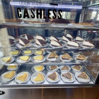 Tumble 22 - Pie display case - Chicken Shop Near Me - Cedar Park, Texas
