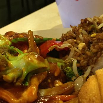 Dragon Cafe - Chicken w/garlic sauce; fried rice. - Chinese Near Me - Shakopee, Minnesota
