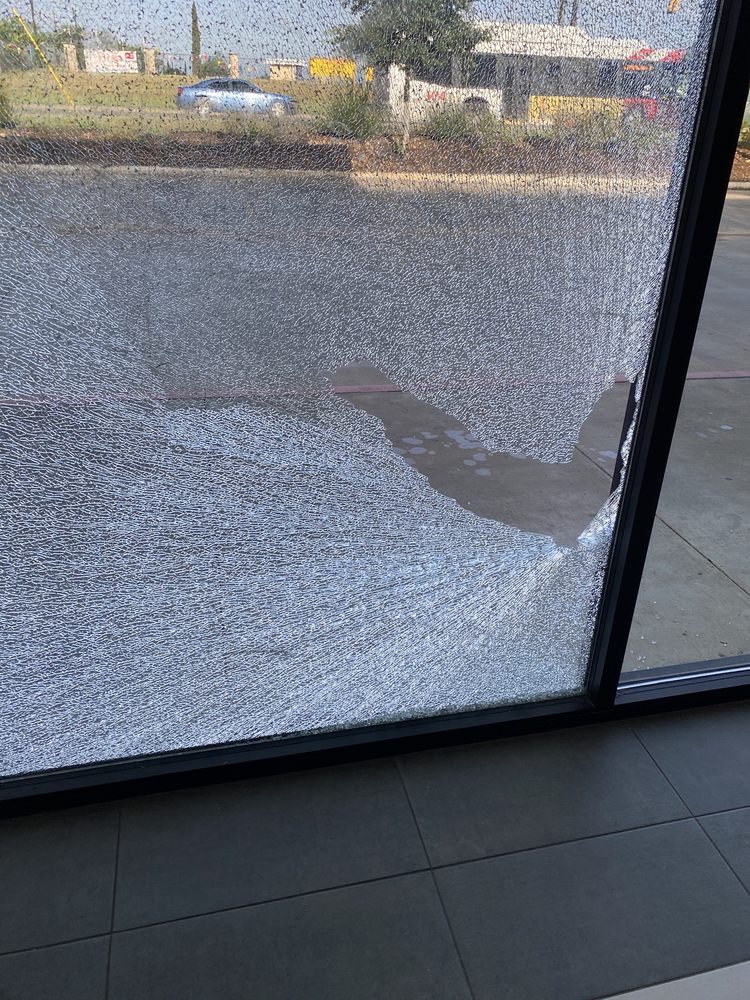 LONE STAR LAUNDRY Updated June 2024 18 Photos & 10 Reviews 7022 S