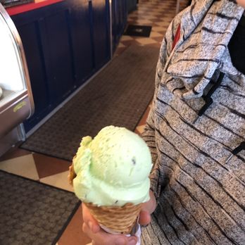 Lickity Split Frozen Custard & Sweets - Chocolate Mint Ice Cream! - Ice Cream & Frozen Yogurt Near Me - Chicago, Illinois Lickity Split Frozen Custard & Sweets - Chocolate Mint Ice Cream! - Ice Cream & Frozen Yogurt Near Me - Chicago, Illinois