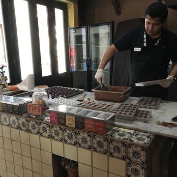 Puerto Costa Maya - Making of the chocolate - Beaches Near Me - Mahahual, ROO